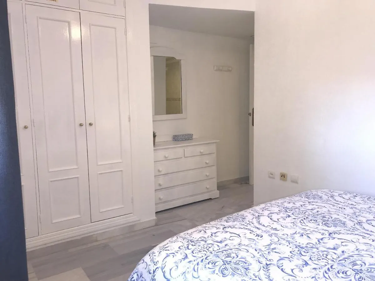 20945 - Great Apartment Very Near Beach 마르베야 0*,